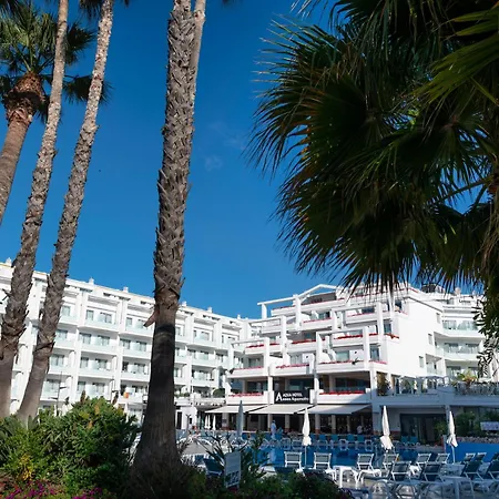 Aqua Aquamarina & 호텔