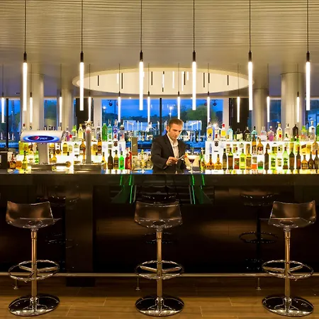 Aqua Aquamarina & 호텔