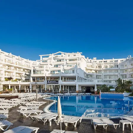 Aqua Aquamarina & Hotel 4*
